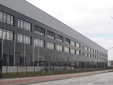 PVC Fenster eigenen sich besonders gut für moderne Bürokomplexe